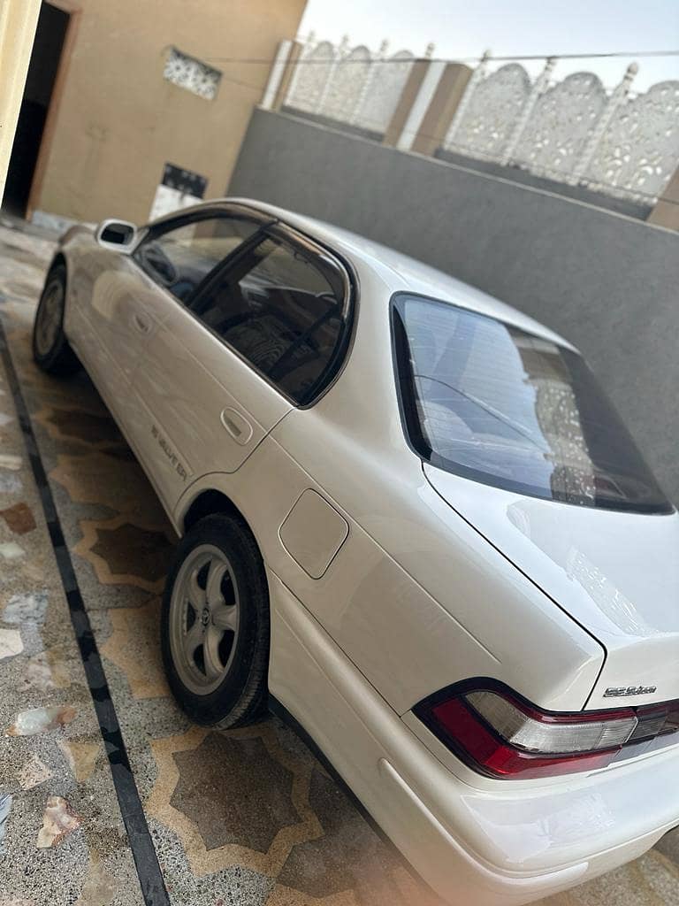 Toyota Corolla Se limited edition seloon 1994 5