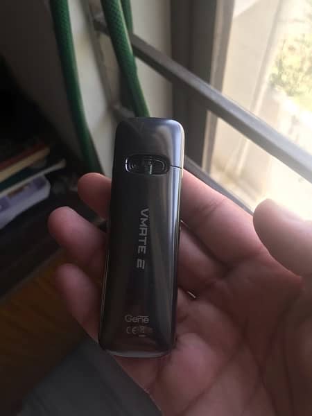 vmate e pod vape just few days used new coil installed 1
