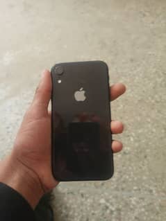 IPHONE XR 64GB WATER PACK GOOD CONDITION