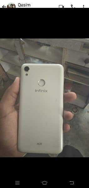 Infinix Hot 5 1