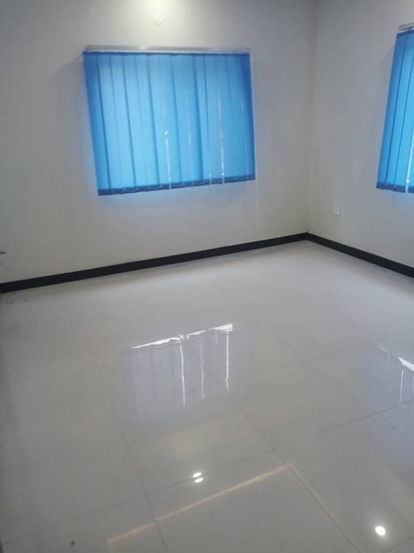 I 8/2 Newly Renovated 2 Bed Flat With Roof 150k Final 4