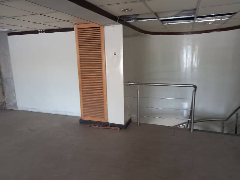 Blue Area Office 3200 Square Feet Jinnah Avenue For Rent 1