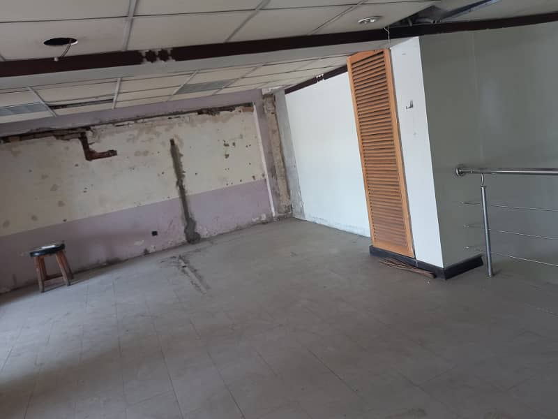 Blue Area Office 3200 Square Feet Jinnah Avenue For Rent 3