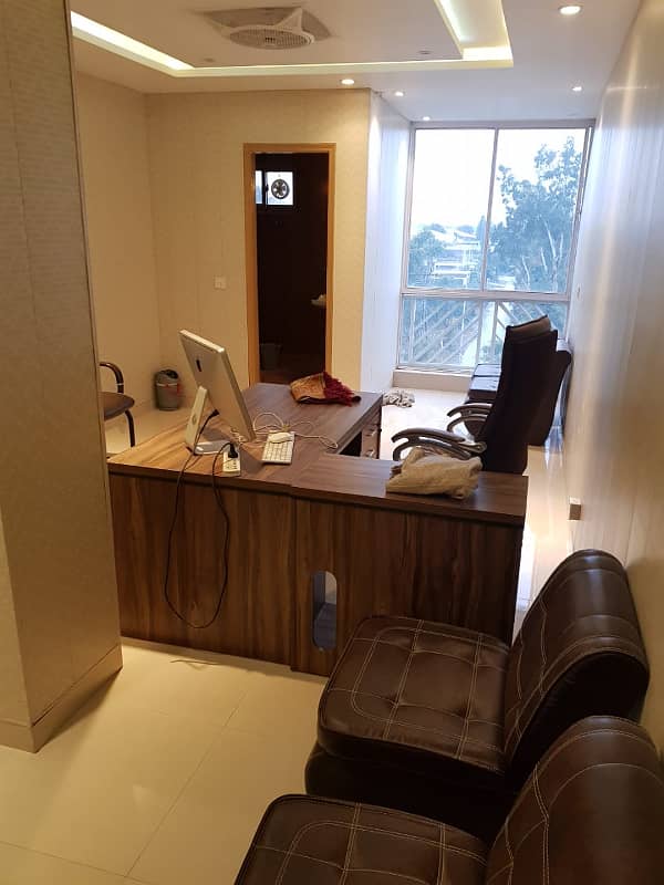 Blue Area Office 1500 Square Feet Jinnah Avenue For Rent 2