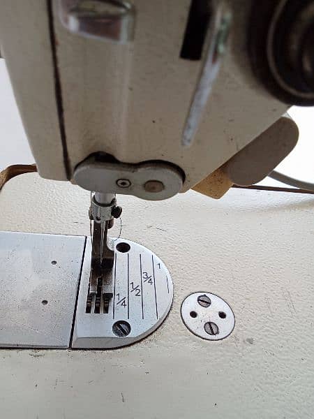 Auto sewing machine 5