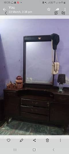 selling dressing table