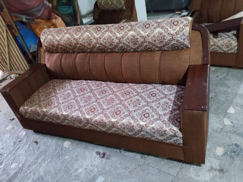 5seater economy sofa with guaranteed material 3