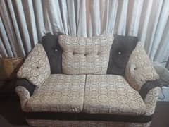 fancy drawing room sofa set (7seater) in good condition