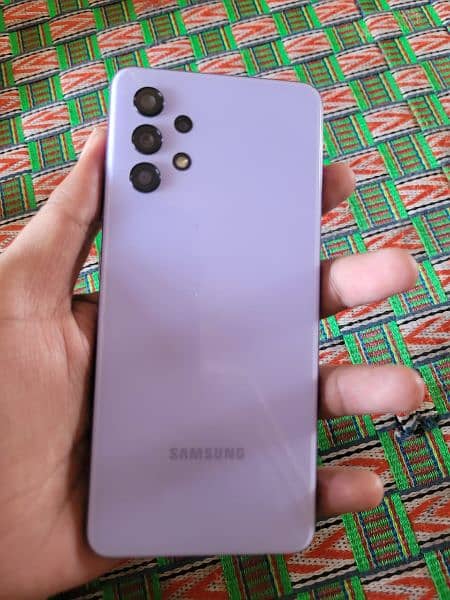 Samsung a32 with box 0
