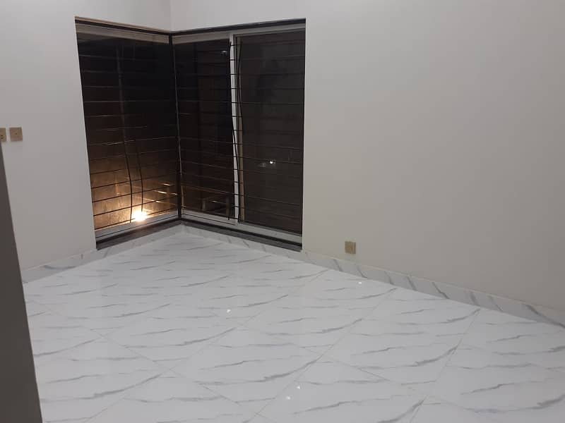 5 Marla Brand New Uper portion for rent D block Near to market,Near to masjid,Near to park in Bahria orchard lahore 2