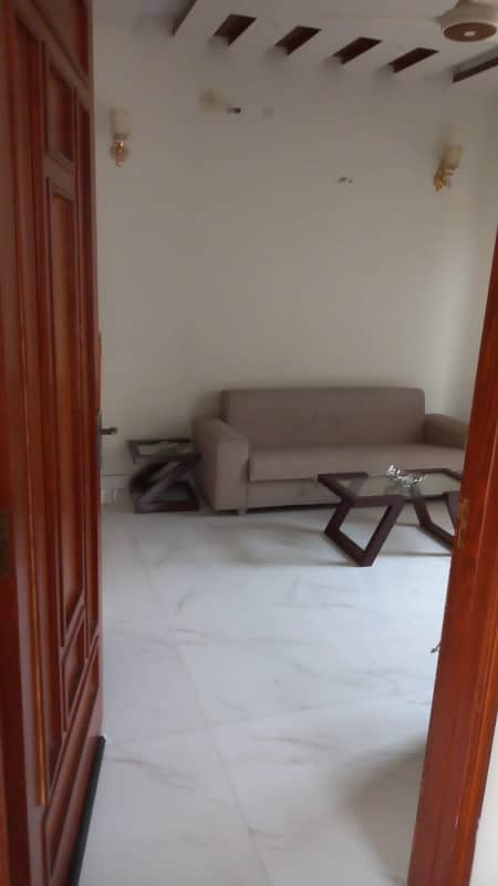 Beautiful Kanal Upper Portion Available For Rent in Dha Phase 4 13