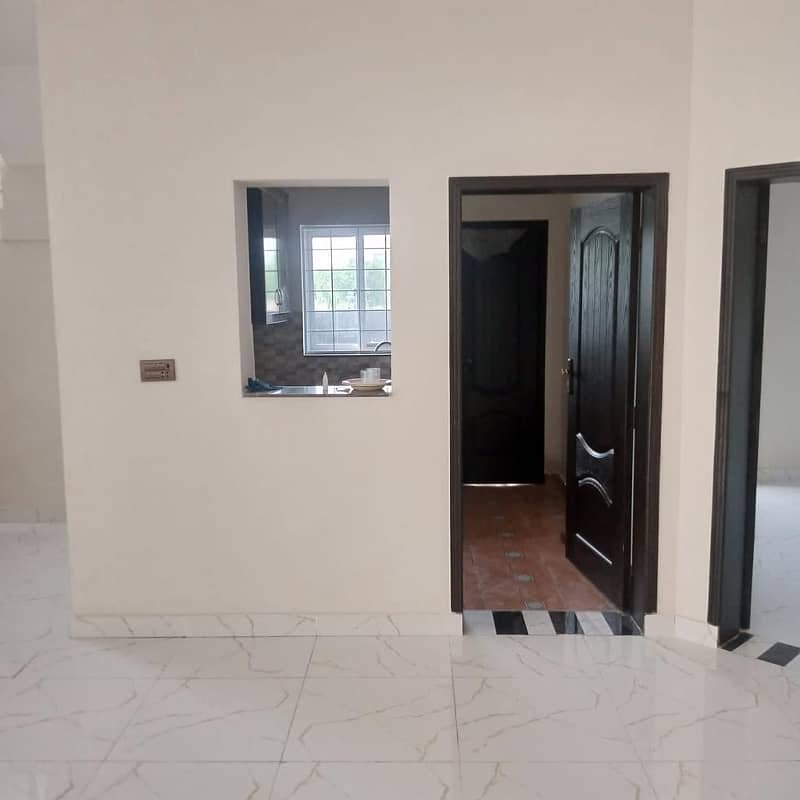 5 Marla Brand New House for rent F block Near to market,Near to masjid,Near to park in Bahria orchard lahore 3