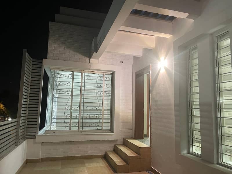 1 KANAL HOUSE AVAILABLE FOR RENT IN BAHRIA TOWN NISHTAR BLOCK 1