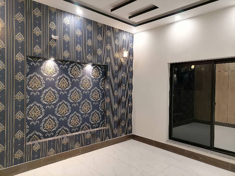 10 MARLA UPPER PORTION AVAILABLE FOR RENT IN BAHRIA TAUHEED BLOCK 4