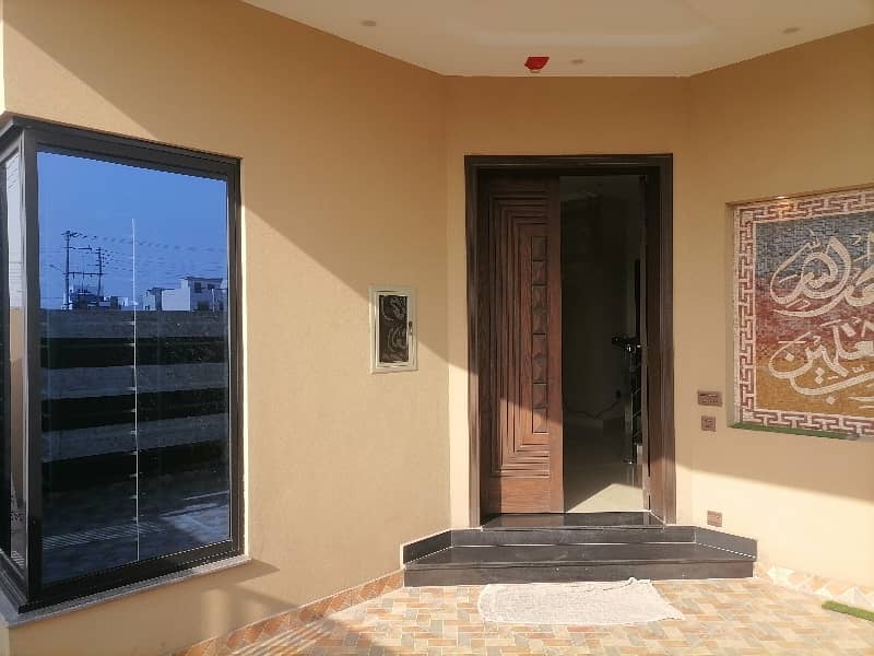 5 MARLA UPPER PORTION AVAILABLE FOR RENT IN BAHRIA TOWN SECTOR F 4