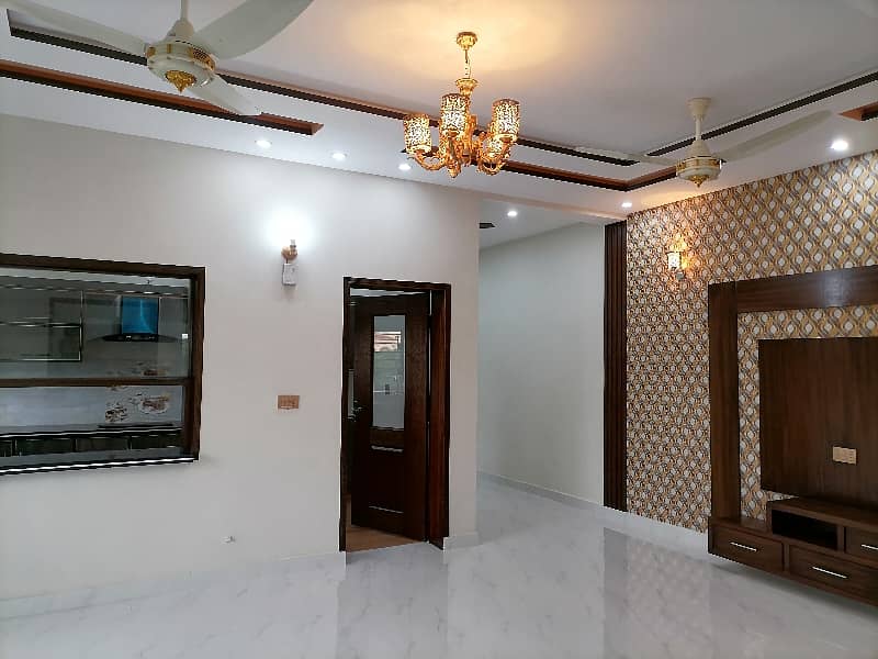 10 Marla Upper Portion In Bahria Town - Jinnah Block Best Option 1