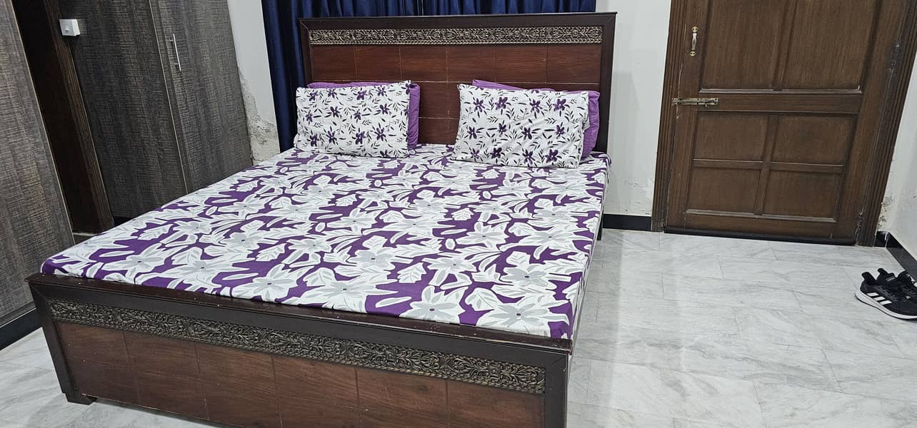 Bed with mattress for sale 1