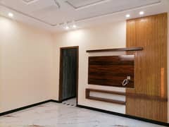 5 Marla Full House For Sale In Sector D Bahria Town, Lahore 0