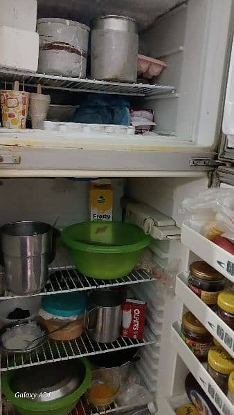 DAWLANCE FRIDGE   100% WORKING CONDITION WITH TOTAL UNTOUCHED 1