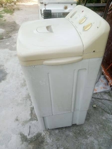 Toyo washing machine for sale 1