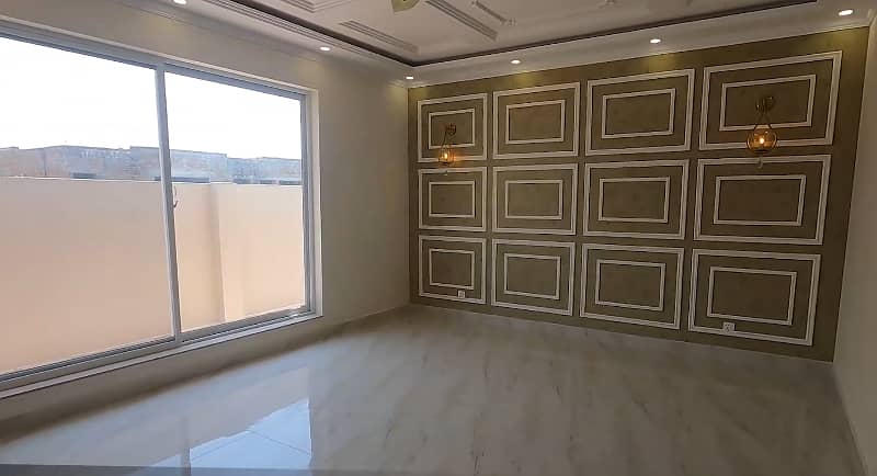 1 kanal brand new latest royal class palace WITH BASMENT In DHA Phase 7 15