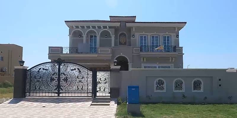 1 kanal brand new latest royal class palace WITH BASMENT In DHA Phase 7 29