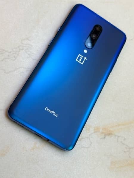 oneplus 7 pro 8/256 neat and clean condition 2
