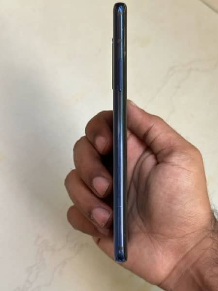 oneplus 7 pro 8/256 neat and clean condition 5