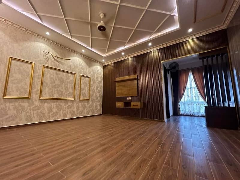 Owner Build Fully Basement Kanal Bungalow For Sale On 80 Feet Road 6 bedroom 6