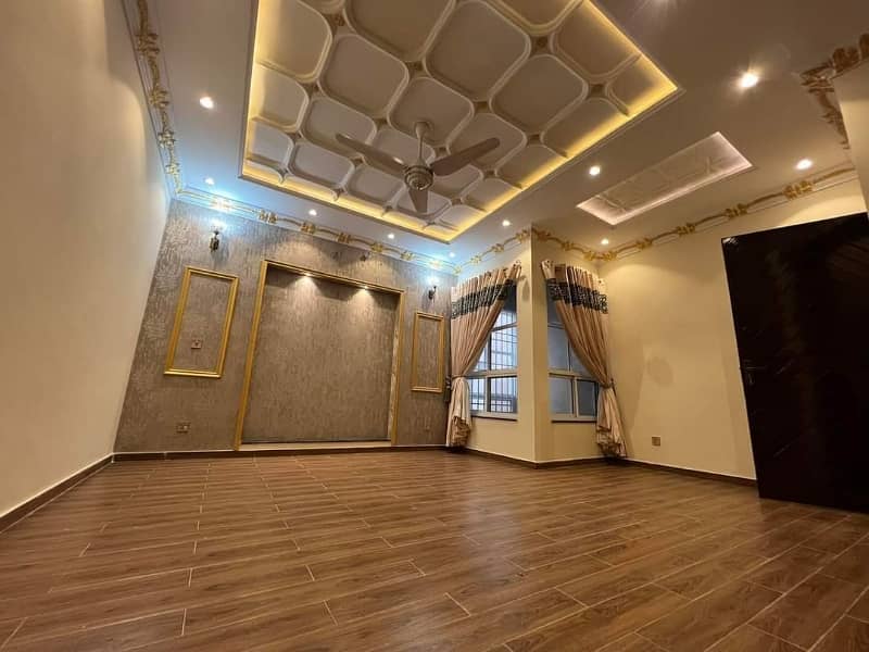 Owner Build Fully Basement Kanal Bungalow For Sale On 80 Feet Road 6 bedroom 12