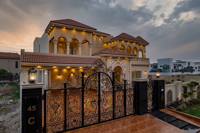 4 Kanal Luxury Bungalow For Sale In Valencia Town Lahore 10