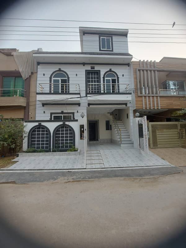 Good Looking House For Sale In Canal Garden Aa Block 13