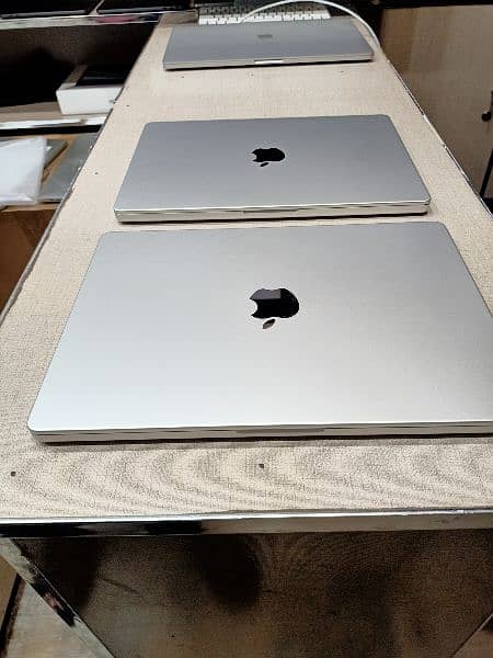 apple MacBook pro 2023 m3 max 36/1tb silver 5