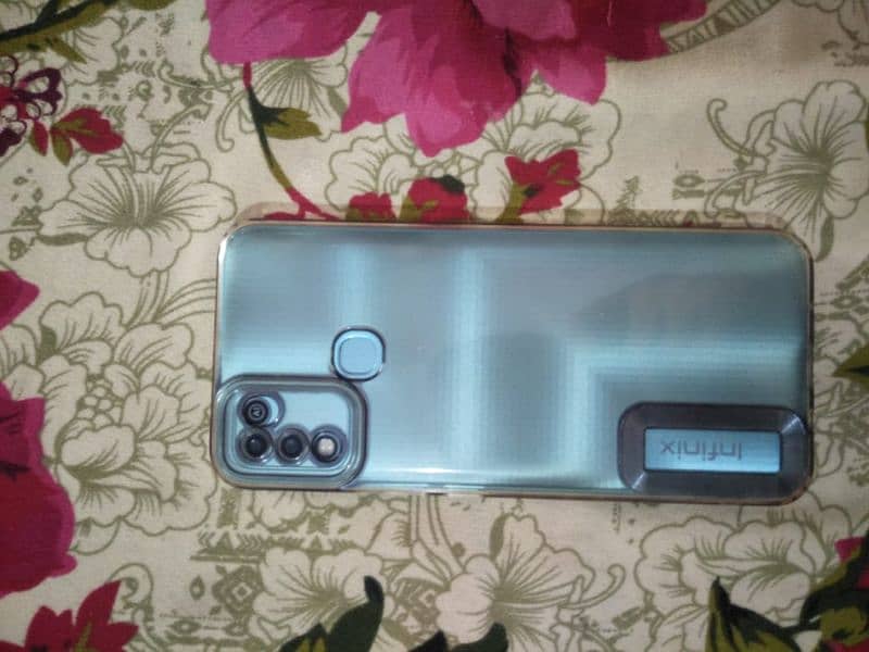 4 gb 64 gb with dabba charger. 6000 mAh battery. 03346869708 2
