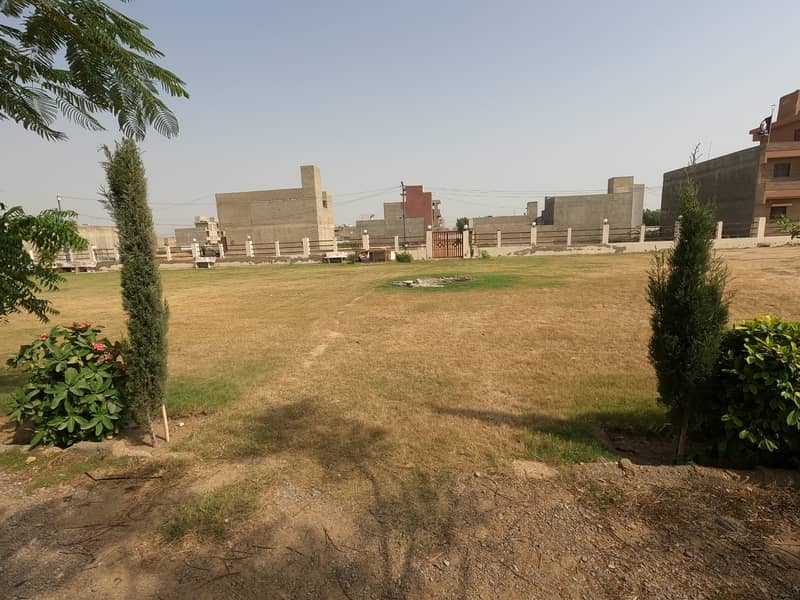 Prime Location 120 Square Yards Residential Plot In Gulshan-e-Mustafa 32