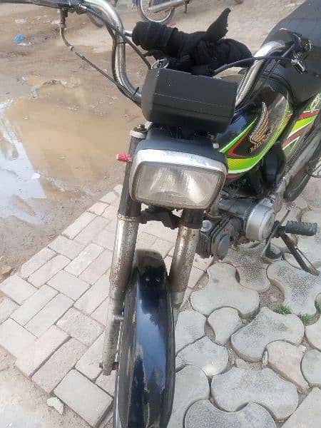 hondA 2019 frist owner sealed engine karachi no 03132189650 1
