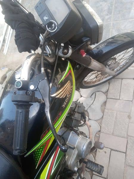 hondA 2019 frist owner sealed engine karachi no 03132189650 4