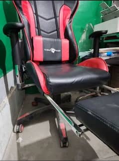 computer gaming and footwear chair revolving chair
