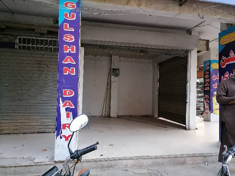 Shop For rent In Gulshan-e-Iqbal 3