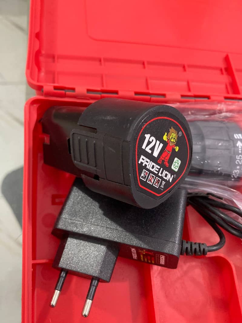 Lion  Pride Cordless Lithium-Ion Driver Drill Double Battery Pack 12v 4