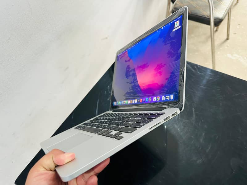 Apple MacBook Pro 2015 Cto Model  16gb/512gb 10