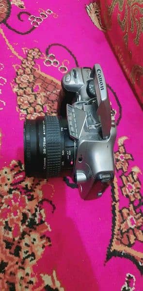 Canon 350-D 10/10 with 2Gb Card 3