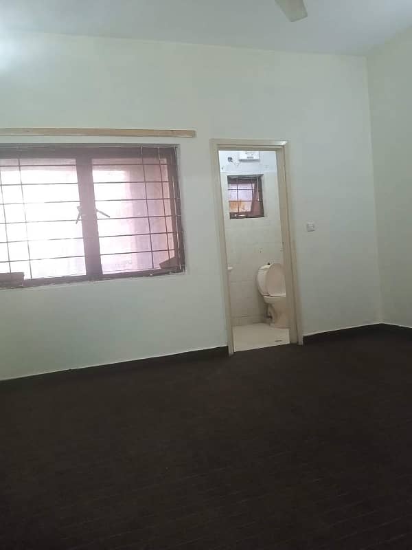 Flat For Sale In Housing Foundation G-11/3 2