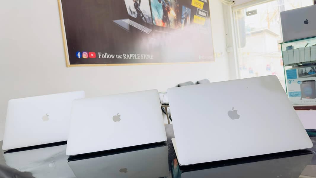 Apple MacBook Pro Ci9 2018 with Box (Cto Model) 2