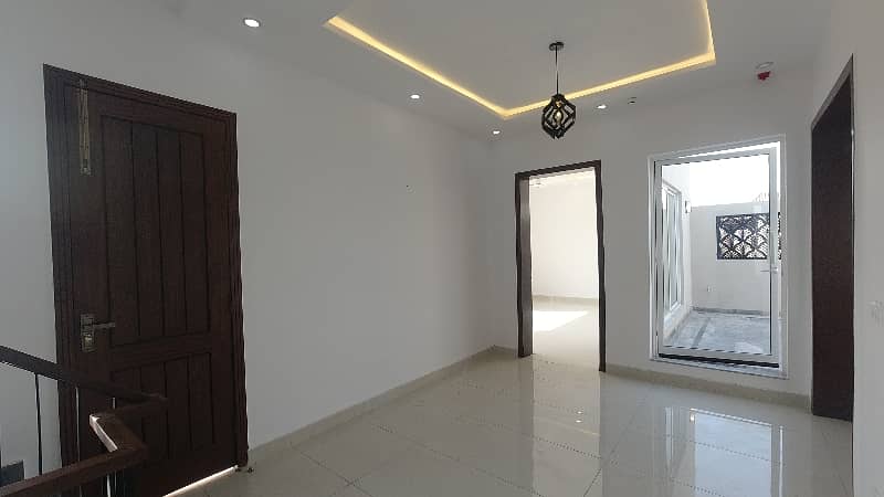 1 Kanal Brand NEW Double Unit House FOR SALE Phase 7 DHA 19