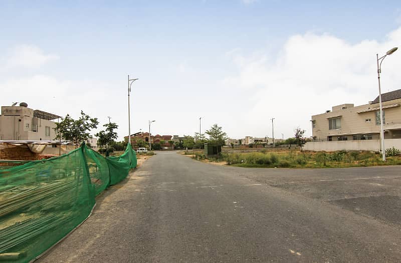 2 Kanal Prime Location Plot For Sale In Sui Gas Society Phase 5 Lahore 2