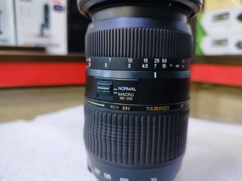 Nikon 70-300mm | Macro telephoto lens | Tamron brand | 1