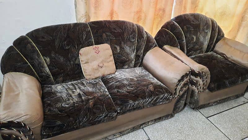 2 + 1 Seater Sofa Set For Sale !! 1