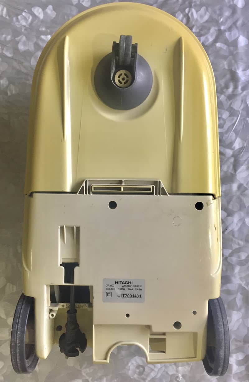 Imported Hitachi Original Vacuum Cleaner 1500 Watt 2