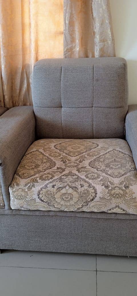 5 Seater Sofa Set Urgent Sale Without Pillow  03368760643 1